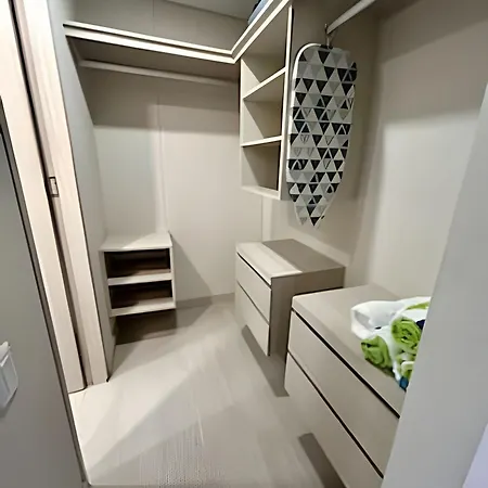 Fantastico 505 Apartment
